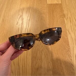 DEZI ON READ - DARK ROAST / DARK SMOKE